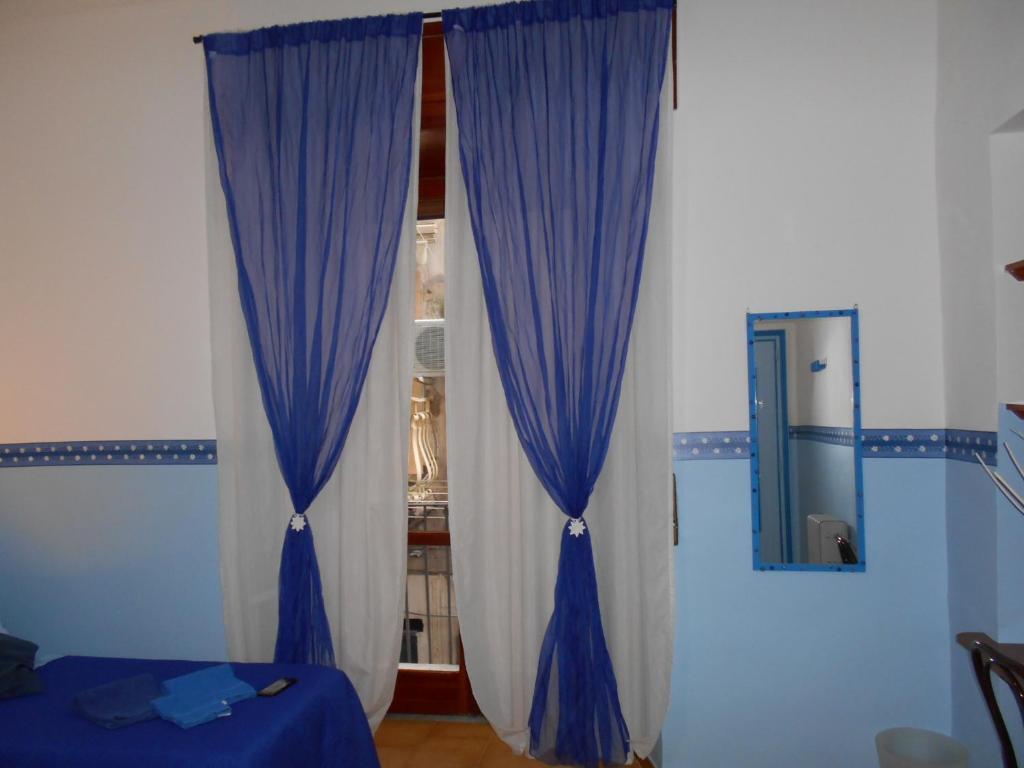 فيكو إيكوينس Robby'S House Bed & Breakfast المظهر الخارجي الصورة