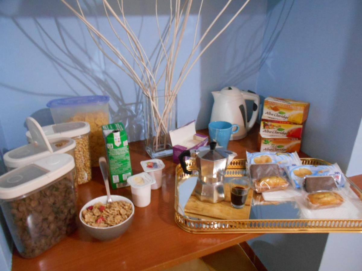 فيكو إيكوينس Robby'S House Bed & Breakfast المظهر الخارجي الصورة