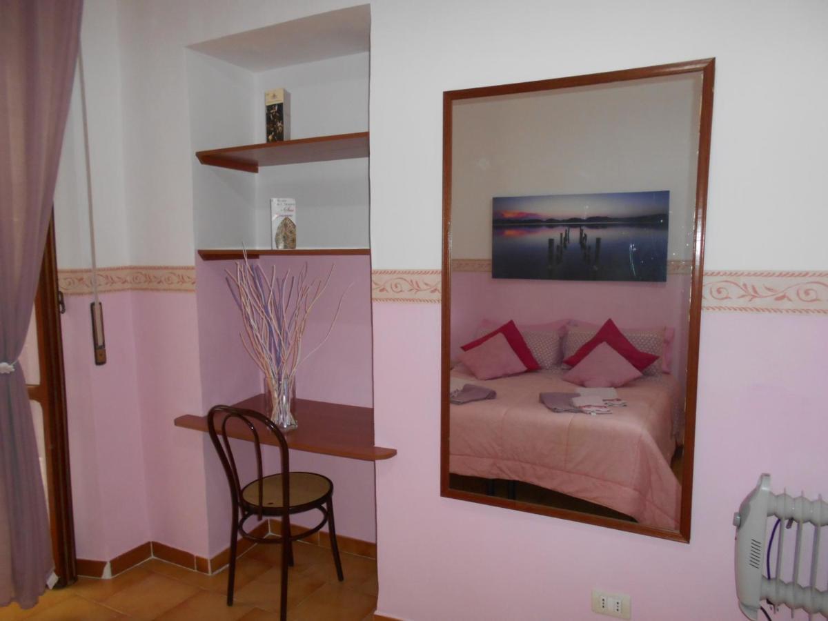 فيكو إيكوينس Robby'S House Bed & Breakfast المظهر الخارجي الصورة