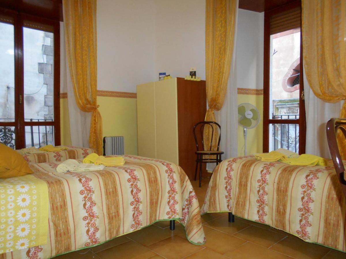 فيكو إيكوينس Robby'S House Bed & Breakfast المظهر الخارجي الصورة