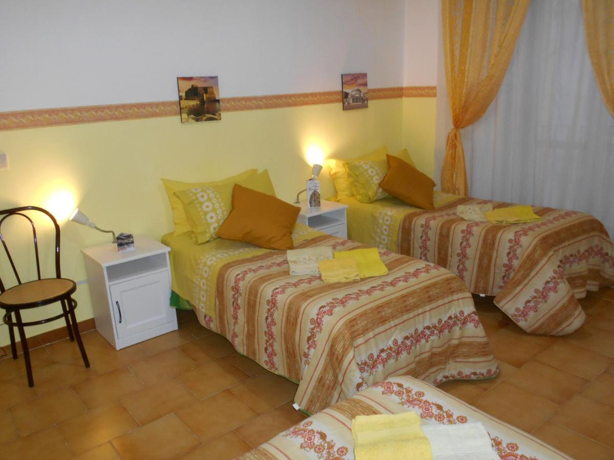 فيكو إيكوينس Robby'S House Bed & Breakfast المظهر الخارجي الصورة
