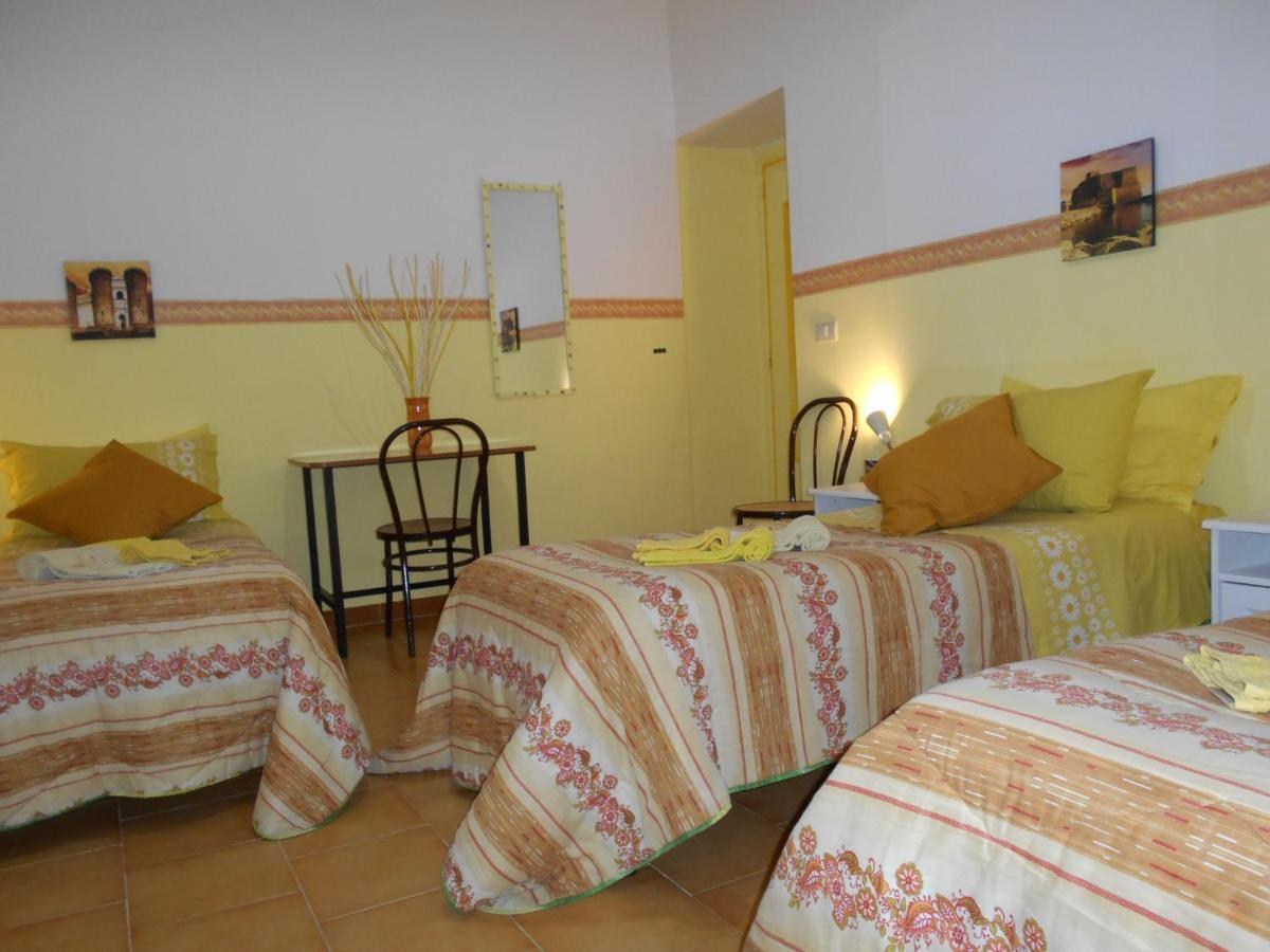 فيكو إيكوينس Robby'S House Bed & Breakfast المظهر الخارجي الصورة