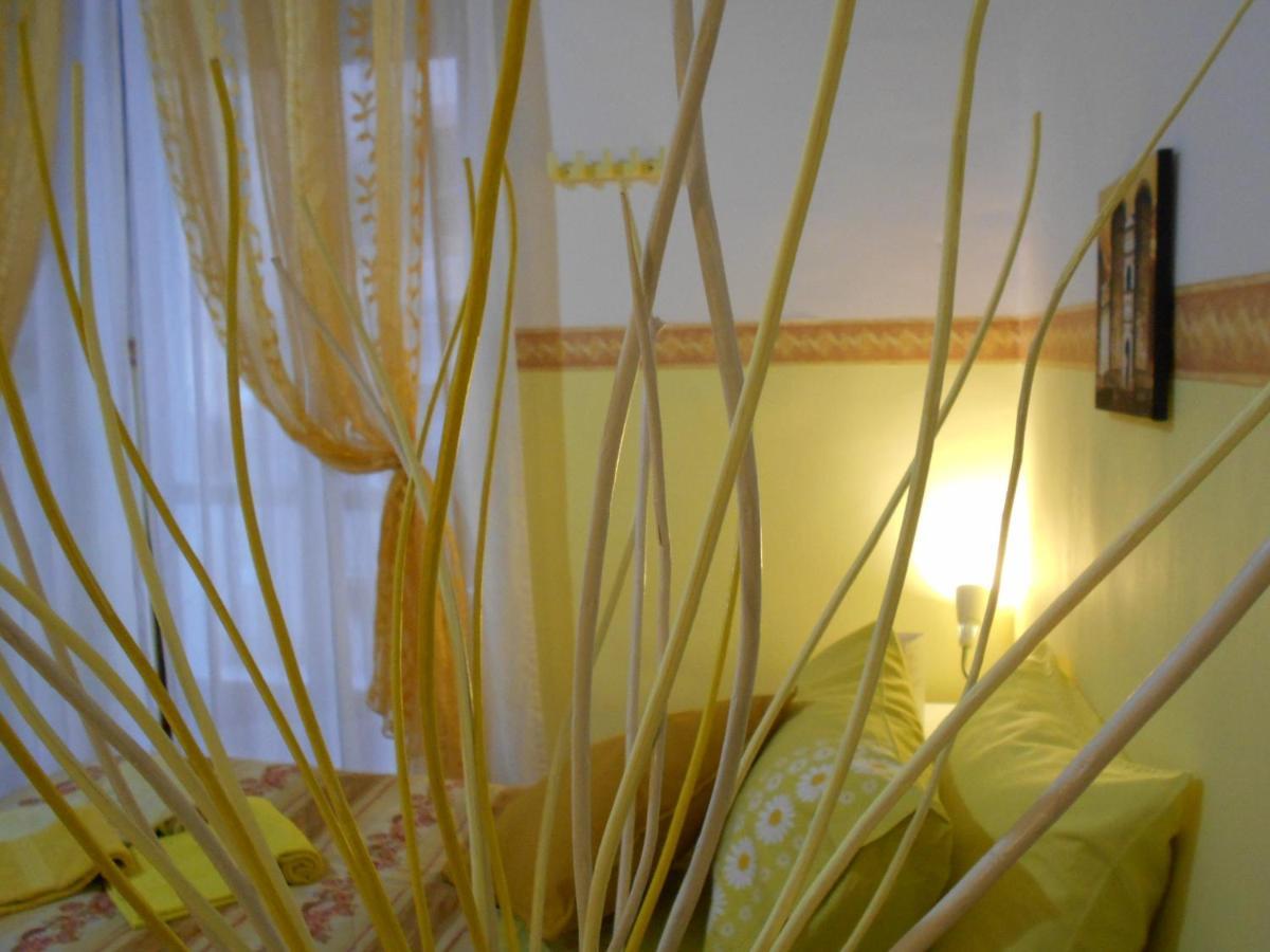 فيكو إيكوينس Robby'S House Bed & Breakfast المظهر الخارجي الصورة